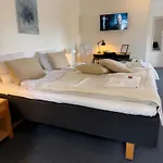호텔 Skjoldbjerg Garnihotel 3*
