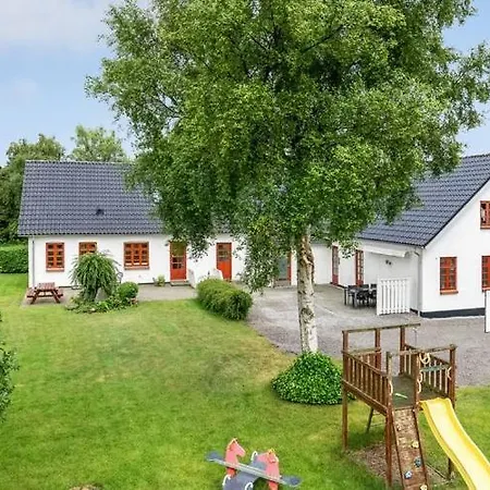 Skjoldbjerg Garnihotel Szálloda 3*
