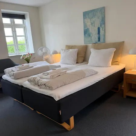 Skjoldbjerg Garnihotel Ξενοδοχείο