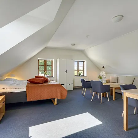 Skjoldbjerg Garnihotel Szálloda Vorbasse
