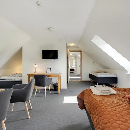 Skjoldbjerg Garnihotel Hotel 3*